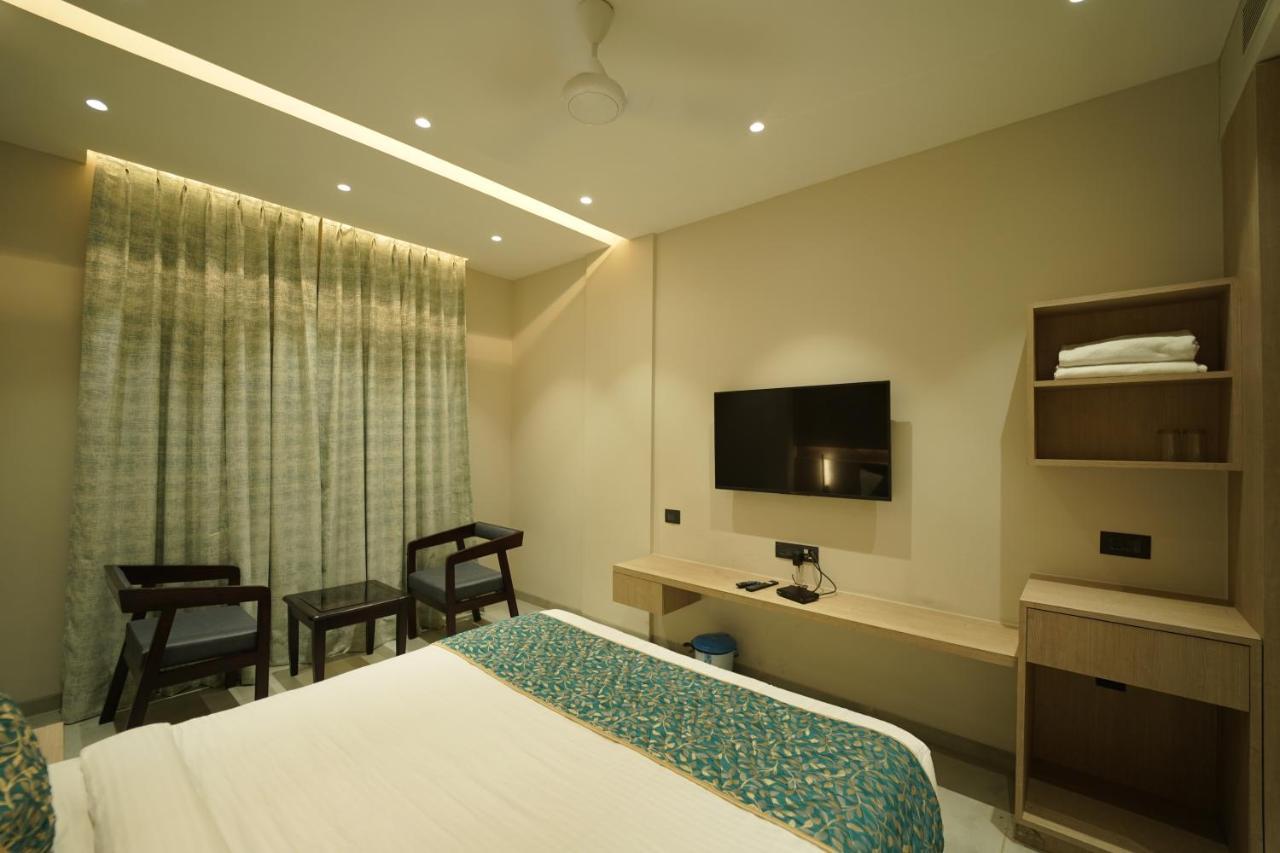 Hotel Laksh Rāipur 外观 照片