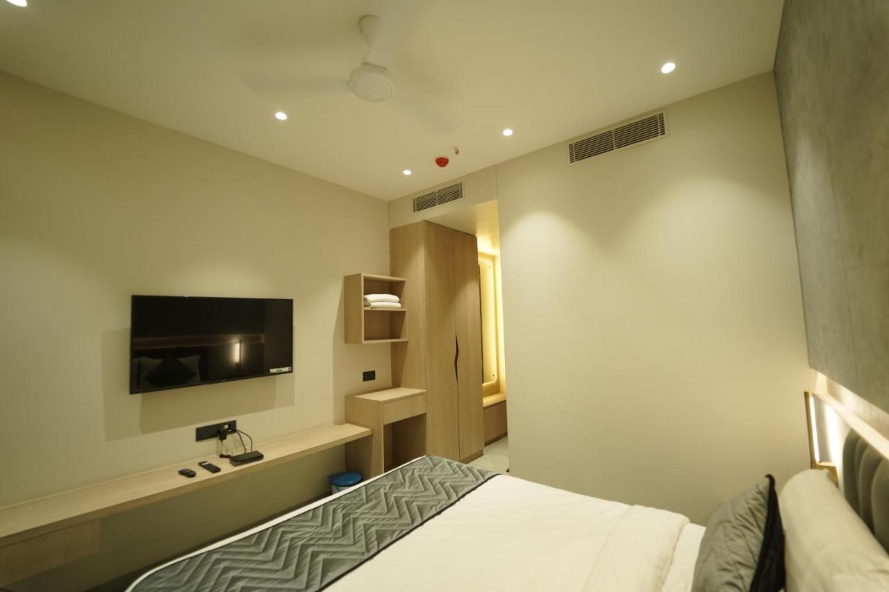 Hotel Laksh Rāipur 外观 照片