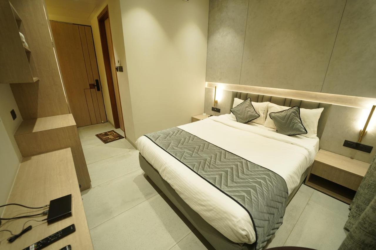 Hotel Laksh Rāipur 外观 照片